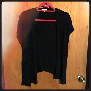 Layering sleeveless cardigan